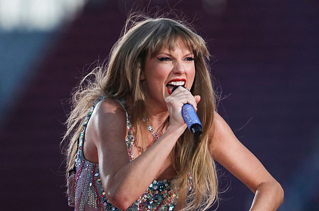 Bujará a oranžová. Očekávanou desku Taylor Swift předchází nebývalý rozruch