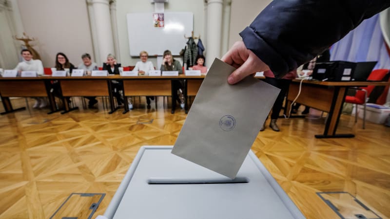 PŘEHLEDNĚ: Parlamentní volby krok za krokem. Kdy hlas neplatí a jak správně kroužkovat?