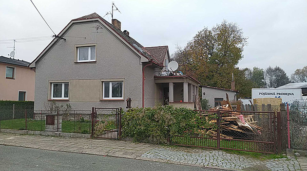 Tajně porodila a novorozence zabila, matka u soudu přiznala dvě vraždy dětí