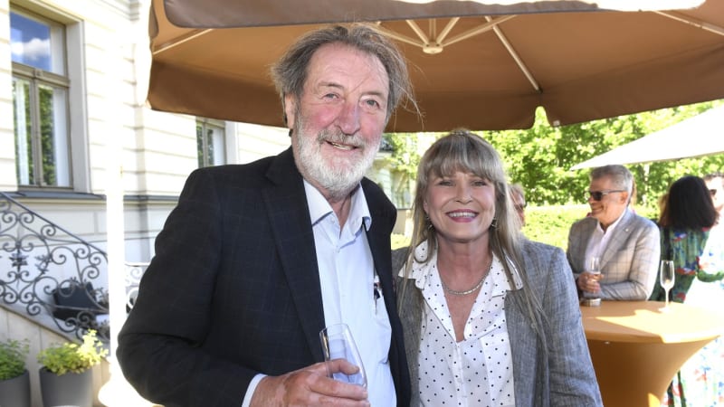 Polívku pustili z nemocnice, musí být ale pod dohledem. Poullain promluvila o jeho stavu