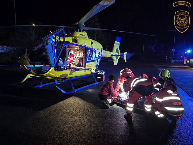 V Uherském Brodě došlo k výbuchu v rodinném domě. Pro zraněného letěl vrtulník