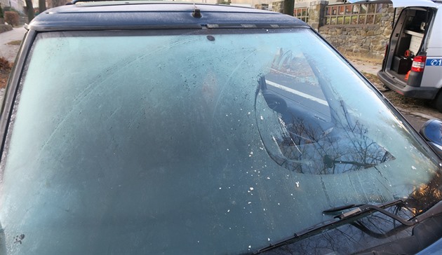 Mnoho řidičů dělá stejnou chybu. Motoru to nesvědčí a zákon ji trestá