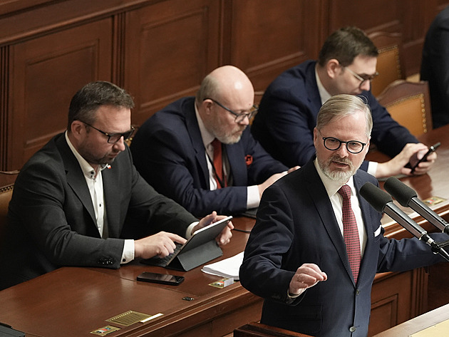 Rozpočet se nedá opravit, řekl Babiš. Stínové divadlo hnutí ANO, opáčil Fiala