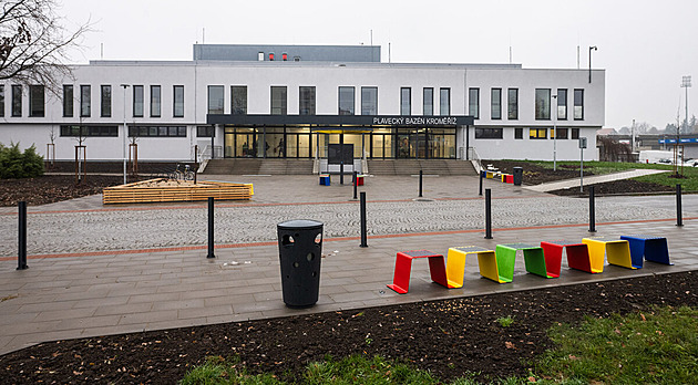 Kroměříž odkládá opravu bazénu. Projektant neodevzdal práci, město hledá nového