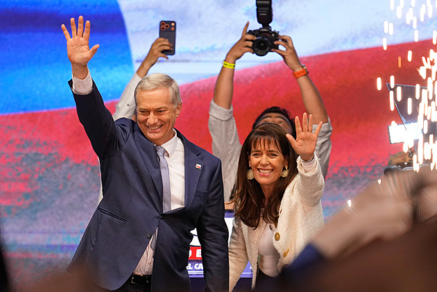 Prezidentské volby v Chile vyhrál Kast. Jeho otec byl v NSDAP, bratr u Pinocheta