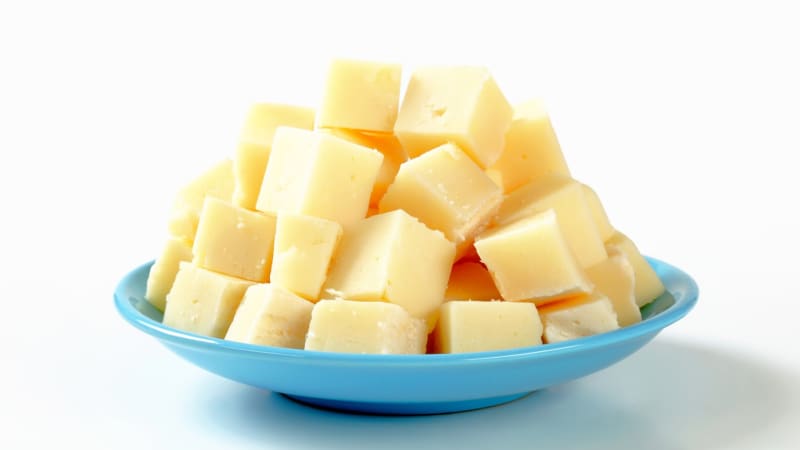 Sýrem a smetanou proti demenci? Studie boří mýty o tucích, má to ale velký háček