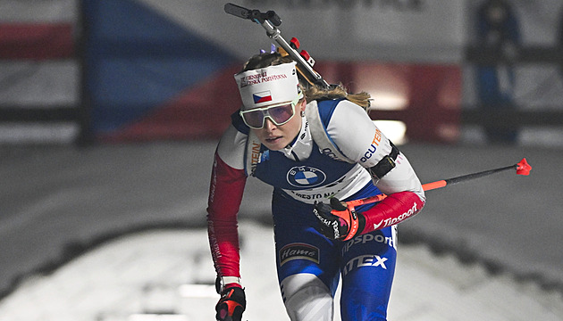Biatlon ONLINE: Plecháčová i Voborníková bojují v masáku, obě zatím jednou minuly