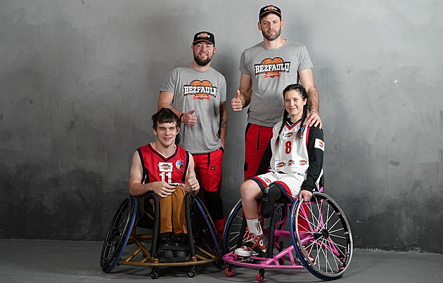 Další ročník projektu Bez faulu. Kluby NBL i diváci opět pomohou parabasketbalistům