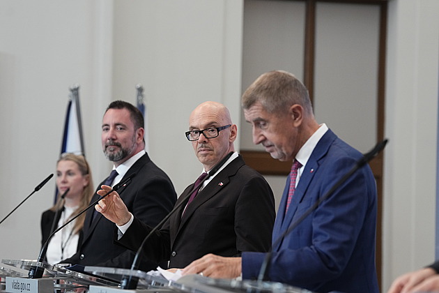 Vláda rozšířila seznam zakázaných návykových látek, další nechá zkoumat