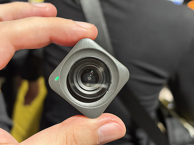 Vydloubli oko mobilu, abyste nemuseli kupovat populární zařízení