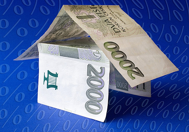 Hypotéky zdražují už šestý měsíc. Růst sazeb útočí na rodinné finance