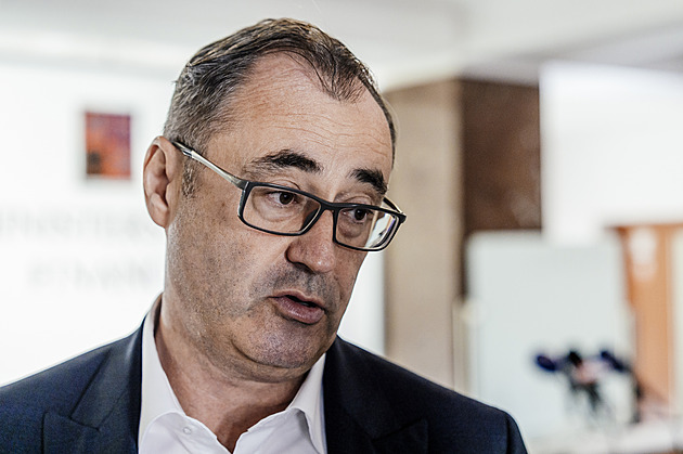 Nepodporujte Sportovce roku, žádá po NSA ministr Šťastný. Vadí mu kroky Dusíka