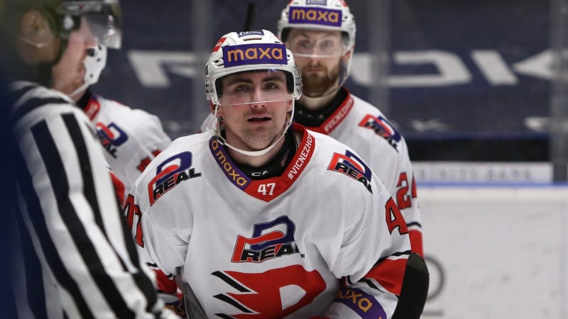 Pardubice B vyloupily Sokolov a vévodí hokejové Maxa lize. Druhý je po výhře nad Třebíčí Vsetín