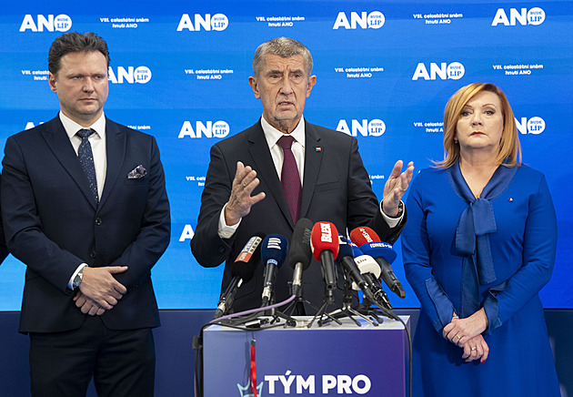Pirátský suterén versus cvrlikající Brusel. Podle Vondráčka je střet zájmů „netéma“
