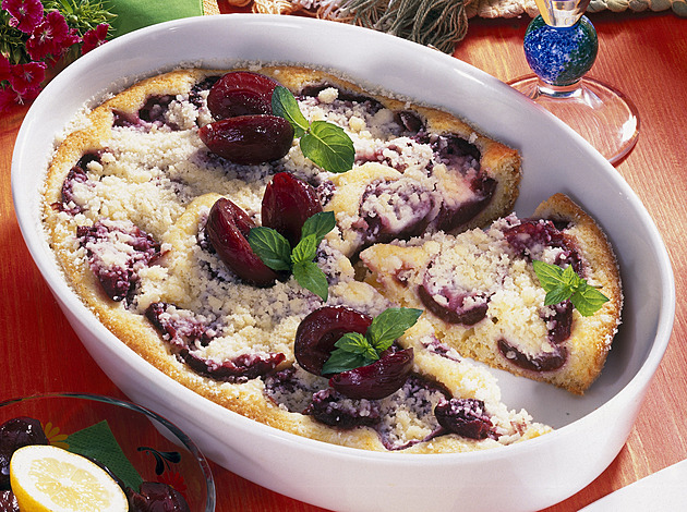 Užijte si letošní úrodu, pečte sladké koláče i pizzu. Ani nepotřebujete váhu