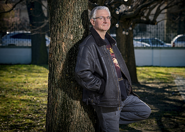 Ministrům radí lidé od Klause i Drahoše. Se Zahradilem mám jiné plány, říká Macinka