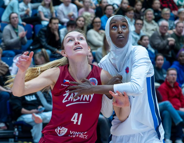 Žabiny rozdrtily Helsinky, cennou výhru bere i Ostrava. KP Brno neuspělo