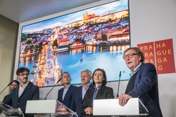 Jasno o vedení má dva týdny po volbách většina krajských měst, Praha či Zlín ne