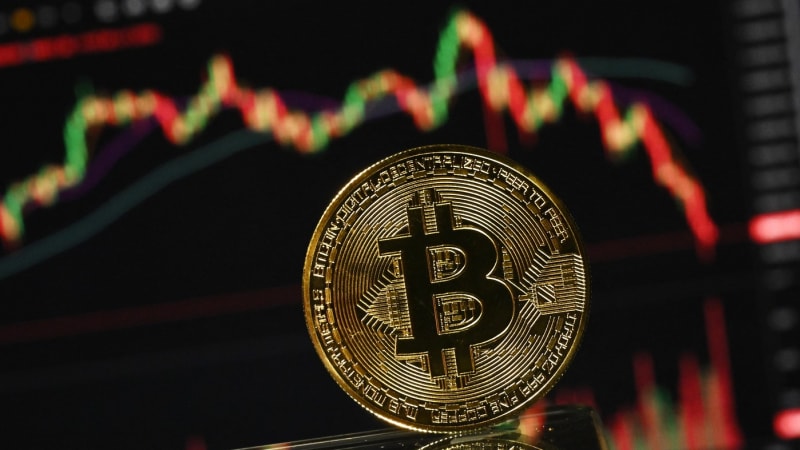 Gigantický hack burzy Binance. Zmizely kryptoměny za 137 miliard, trhy reagují pádem bitcoinu